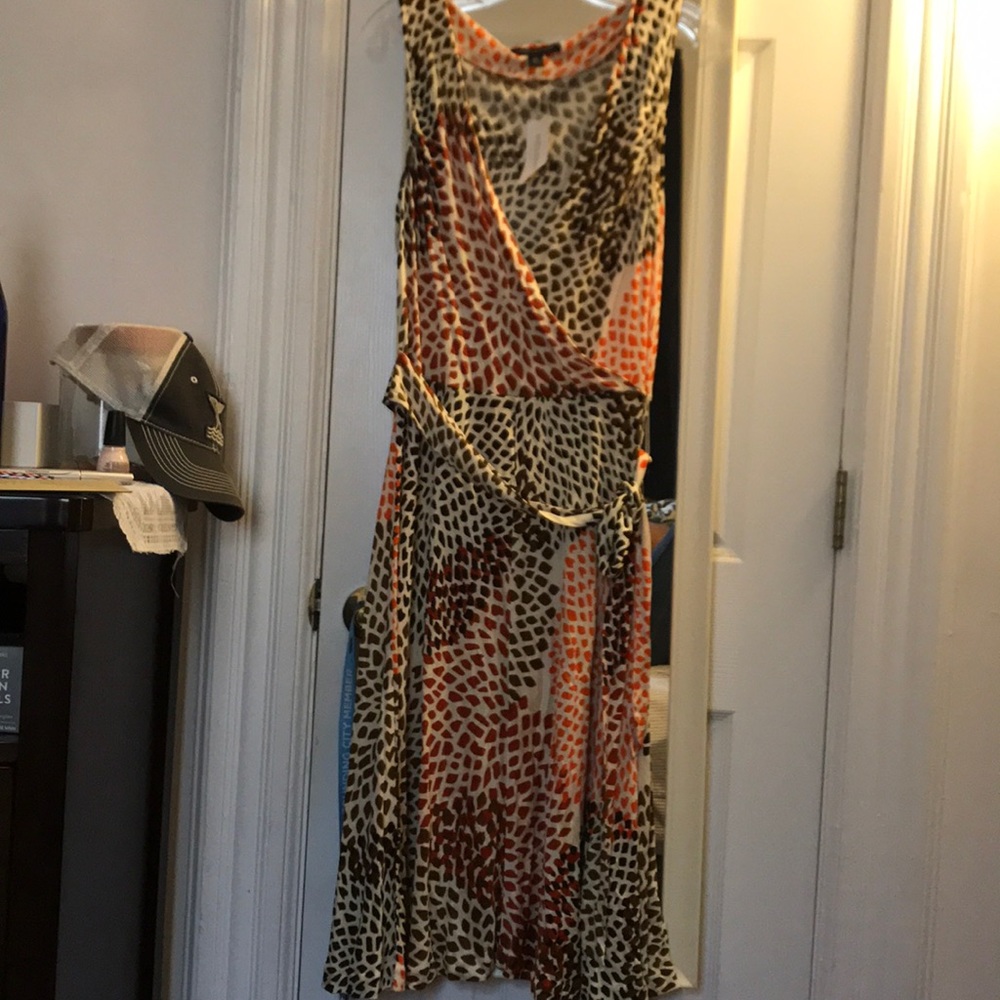 Sleeveless dress